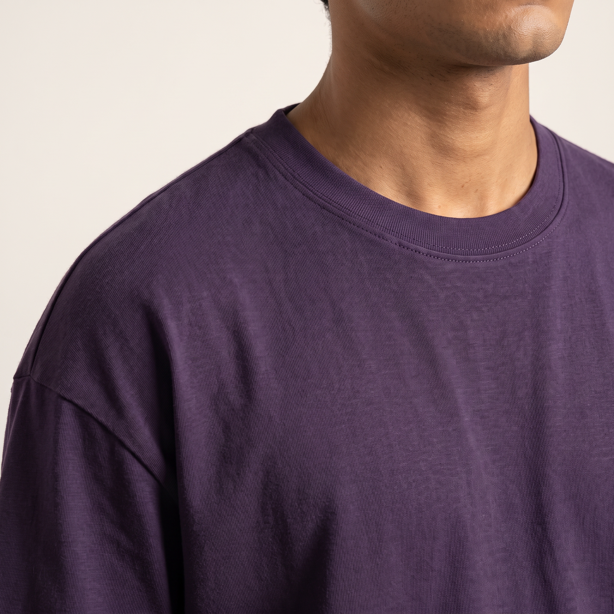 Purple classic oversized t-shirt, collar and shoulder seam fabric detail